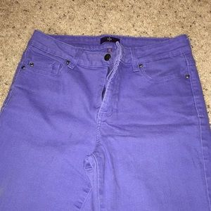 Blue mid-rise cropped jeans